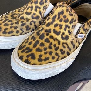 Womans Cheetah print vans
